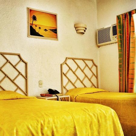 Sands Acapulco Hotel & Bungalows ภายนอก รูปภาพ