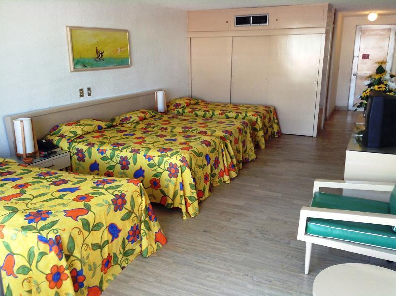 Sands Acapulco Hotel & Bungalows ภายนอก รูปภาพ